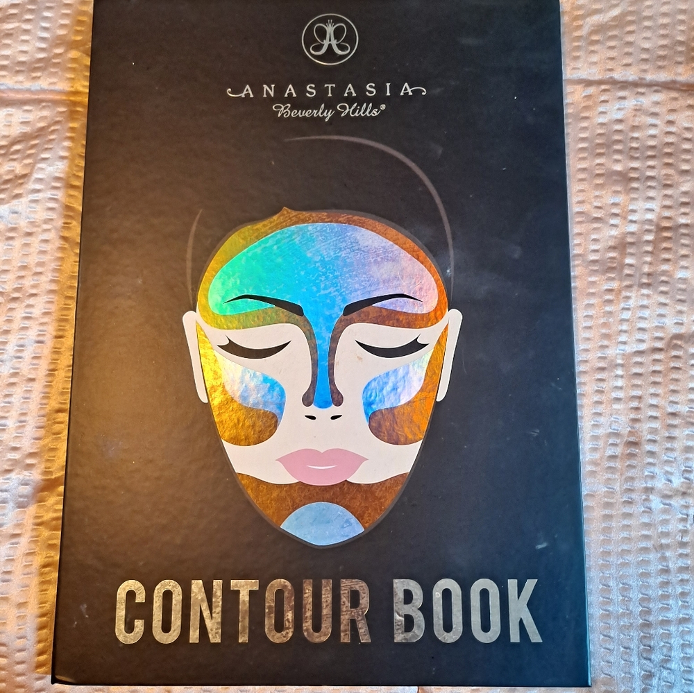Anastasia Beverly hills contour book